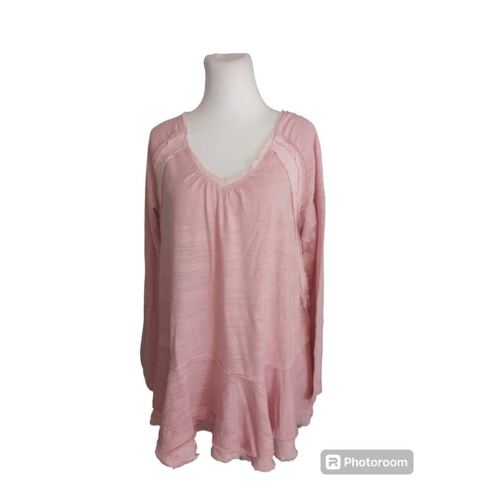 Umgee Woman Blouse L A Line Cut Raw Hem Pink Polka Dot V Neck Top Long Sleeve